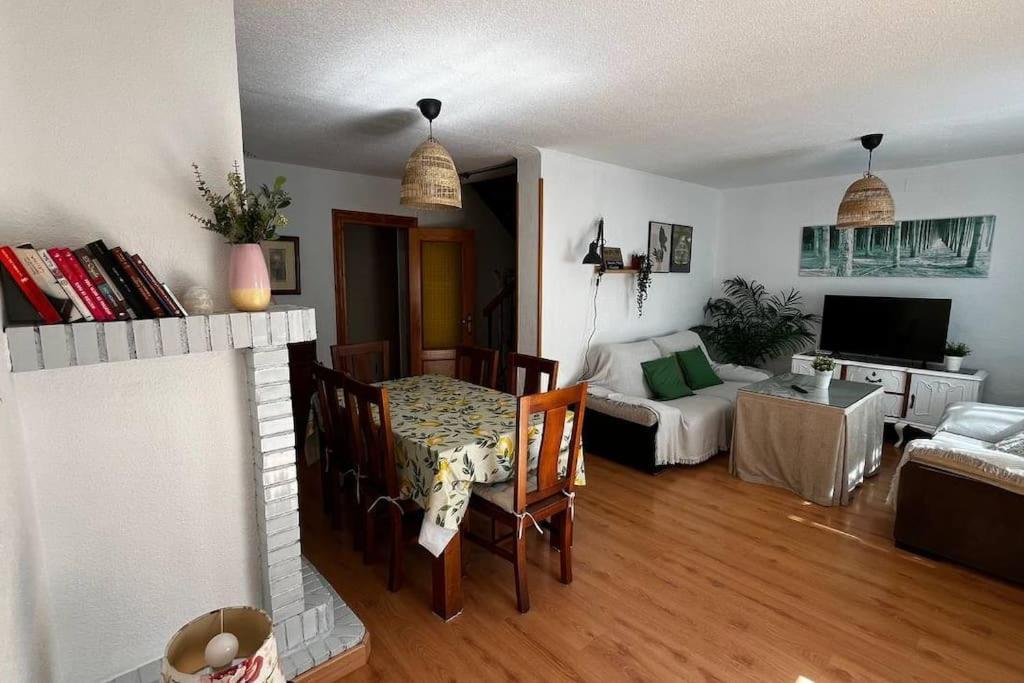 Casa De 5 Habitaciones Hasta 9 Plazas, La Casilla En Durcal, Granada Eksteriør bilde
