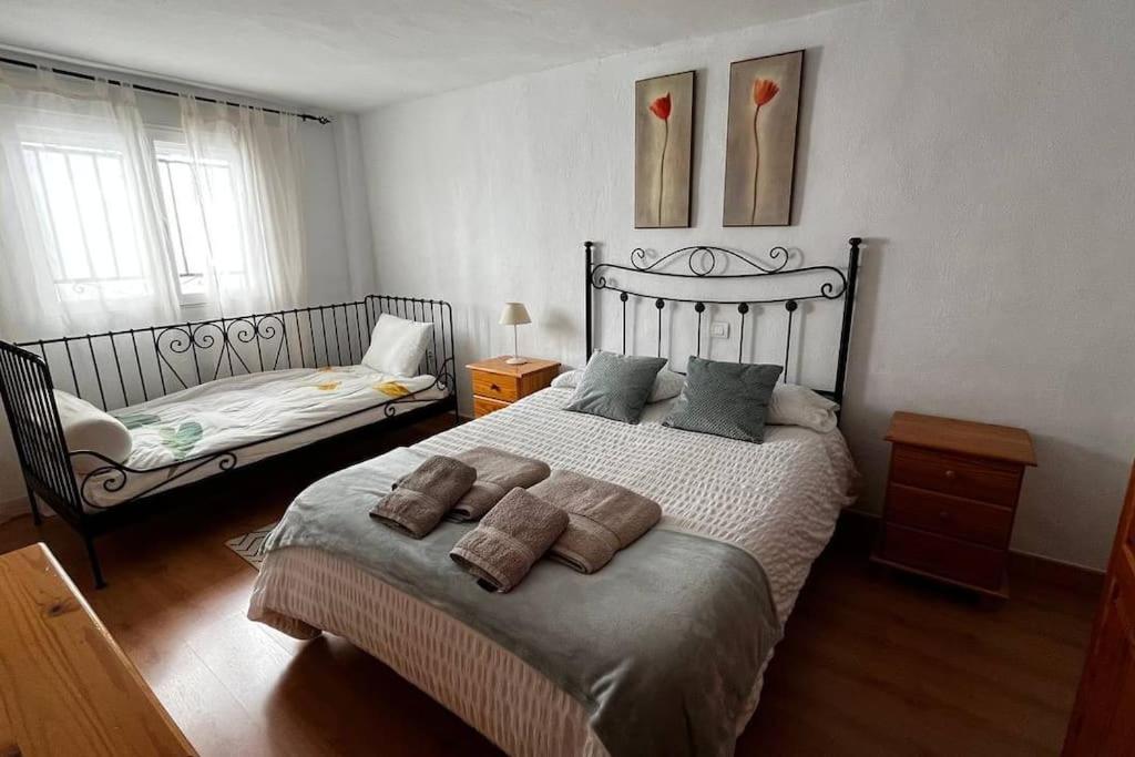 Casa De 5 Habitaciones Hasta 9 Plazas, La Casilla En Durcal, Granada Eksteriør bilde
